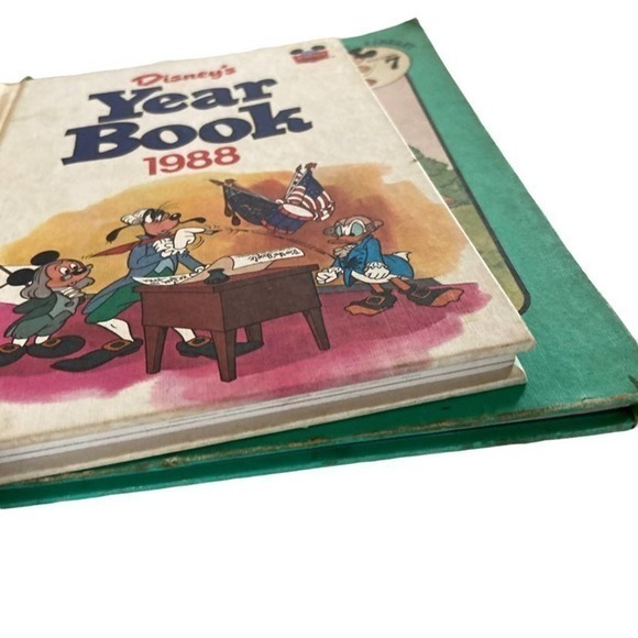 Vintage Disney Books‎ Lot. Mickey Mouse, Duck Tales. Year of 1988. - Picture 8 of 9